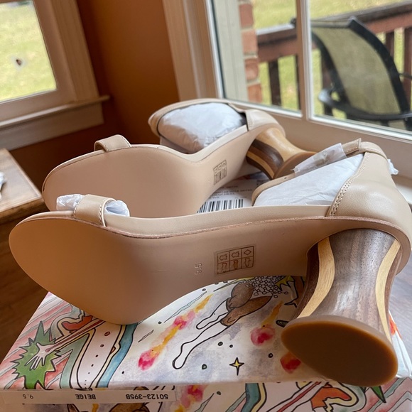 Jeffrey Campbell Striped wood heel  & Leather upper, NWT in Box Sz 9.5; awesome! - Picture 9 of 11